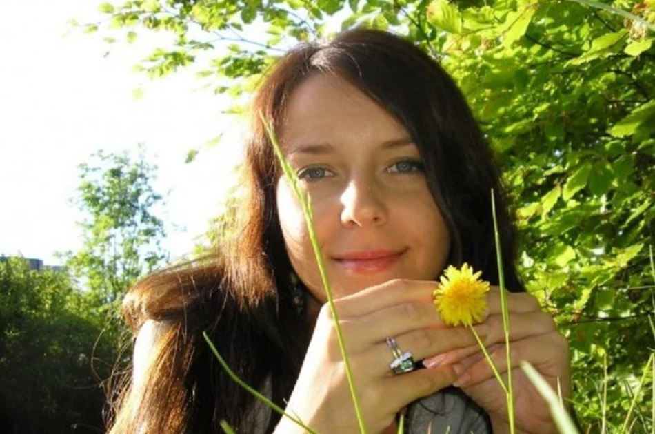 Умерла пострадавшая от падения ледяной глыбы Милана Каштанова