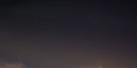 Фотографы успели снять световые столбы в Отрадном