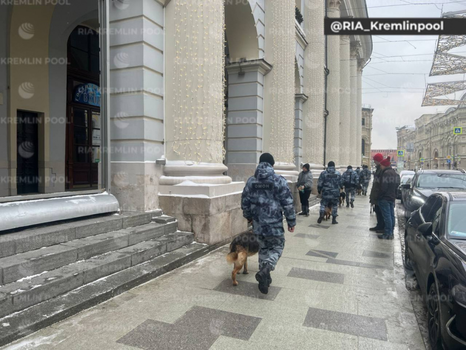 Вокруг спецслужбы и собаки: подготовка к посланию Путина в Гостином дворе идет полным ходом
