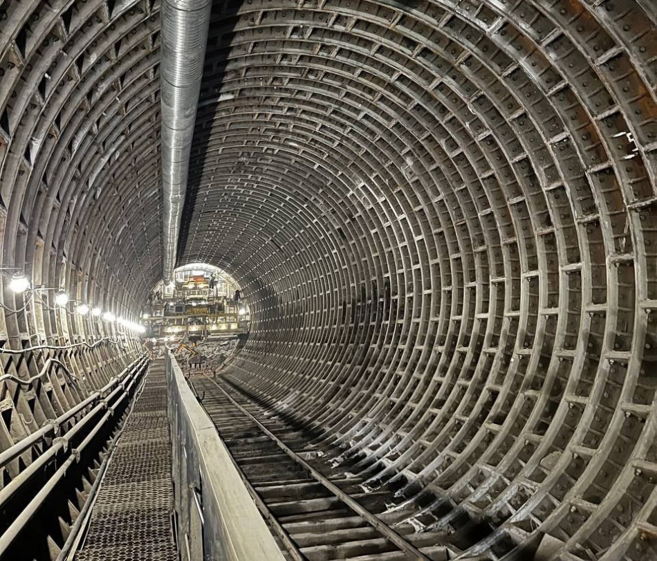 В Петербурге перераспределят финансирование на строительство новых станций метро 