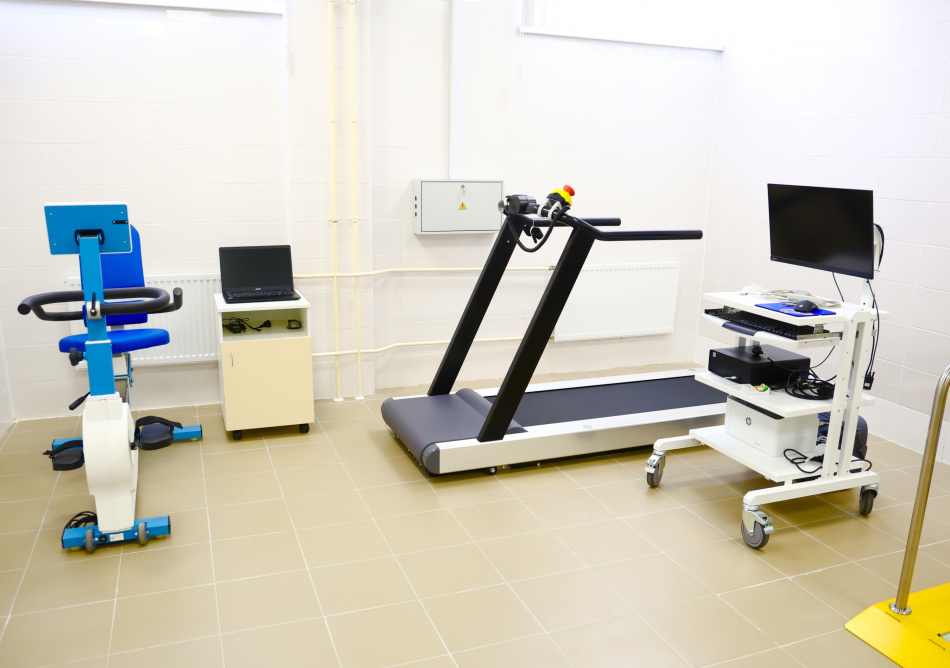 Во всех районах Петербурга откроют центры для реабилитации раненых участников СВО 