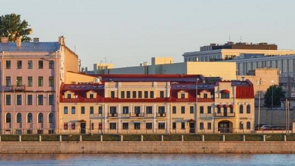 В Петербурге за 880 млн рублей продают гостиницу «Багратион»