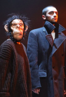 Я была в доме и ждала, чтоб дождь пришел