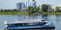 Пассажирский катамаран «Форт Петр I» спустили на воду в Петербурге
