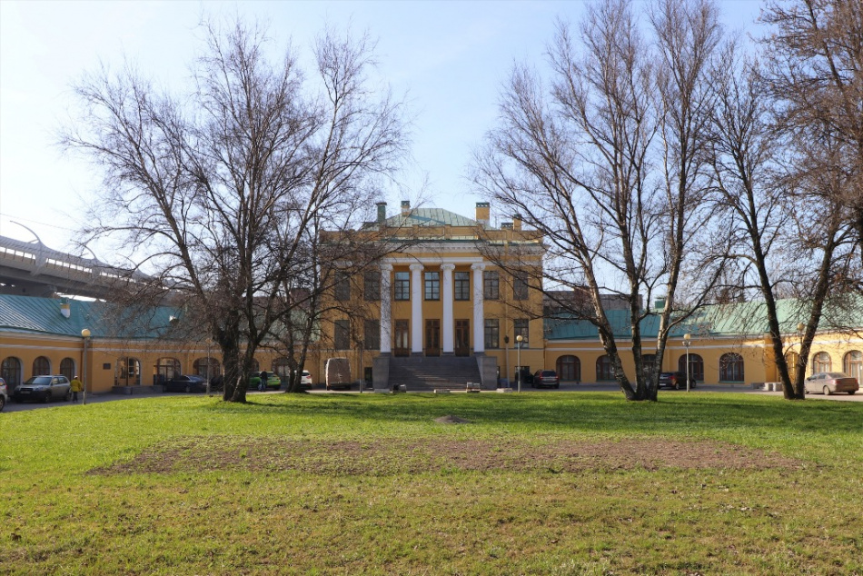 В Петербурге открыли запись на бесплатные экскурсии в усадьбу княгини Дашковой 