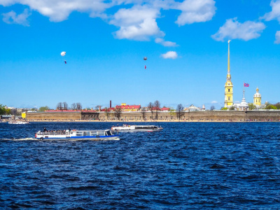 Фото Ночная прогулка по Неве на развод мостов от Петропавловской крепости