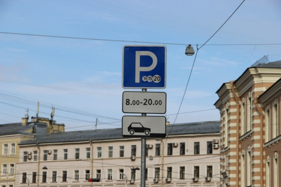 25 улиц в Петроградском районе стали односторонними