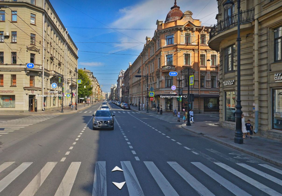 Главной фэшн-улицей Петербурга стал Большой проспект Петроградской стороны