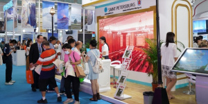 Петербург показали на крупнейшей туристической выставке в КНР