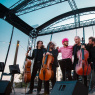 Фото Концерт во дворце Шедевры рок-хитов на виолончелях