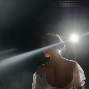 Спектакль "На ощупь"