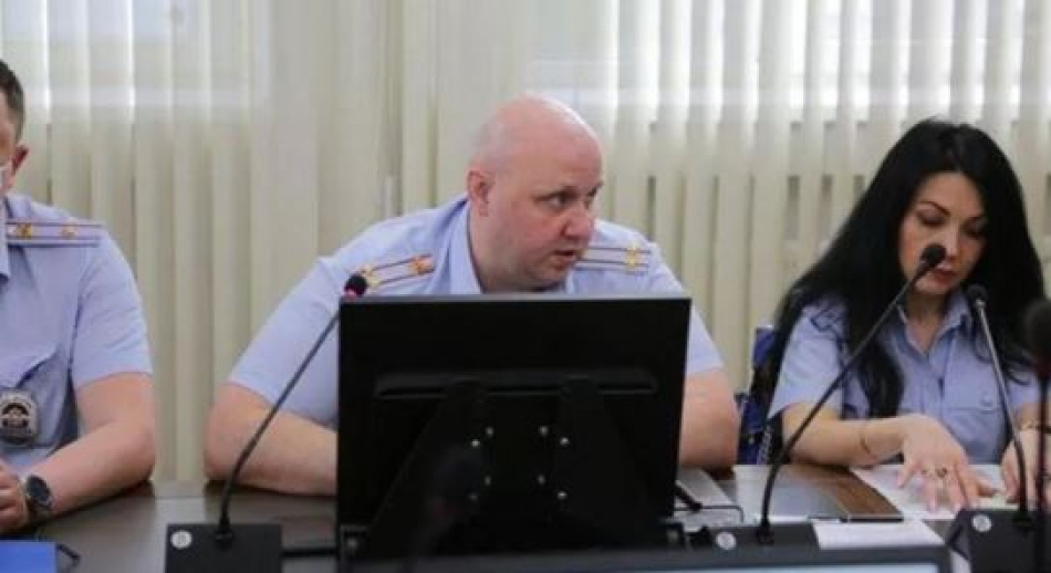 В Петербурге задержали начальника ГИБДД за взятки в виде поездок на дорогих машинах