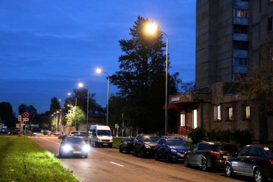 На Кузнецовской улице появились 226 светодиодных фонарей