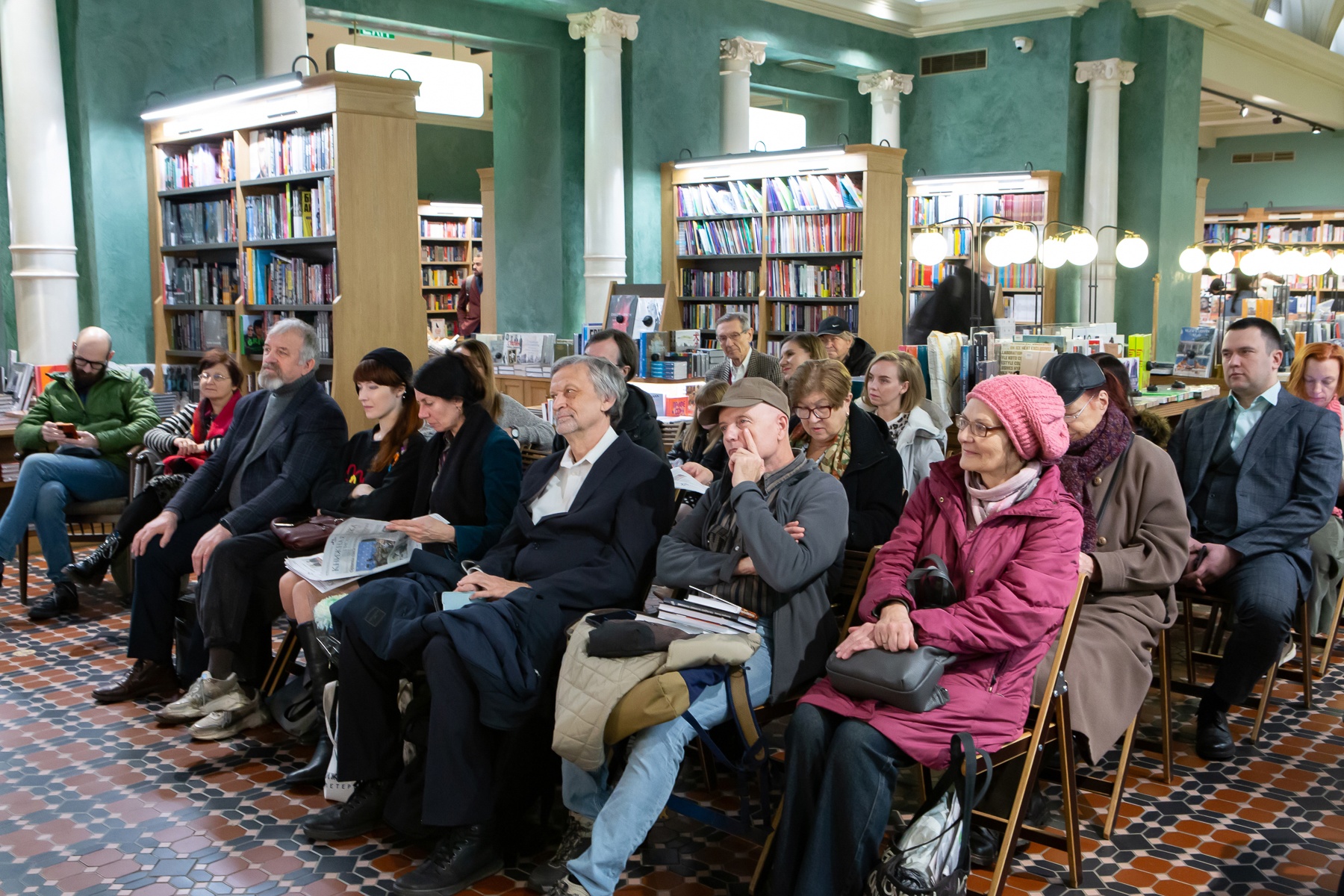 Творческая встреча с Михаилом Барщевским Дом книги пр. Невский, д. 28. - 1  декабря 2023 г.