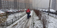 Снег в городе: Петербуржцы начали обращаться за медпомощью из-за гололеда