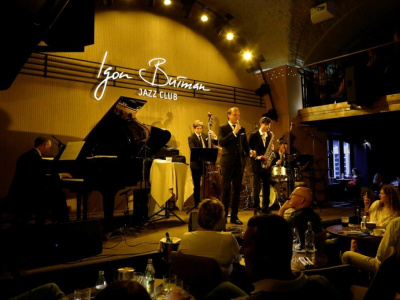 Фото Новогодняя ночь в джаз-клубе Игоря Бутмана