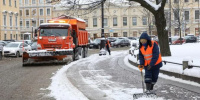 В Петербурге дорожные службы перешли в режим повышенной готовности