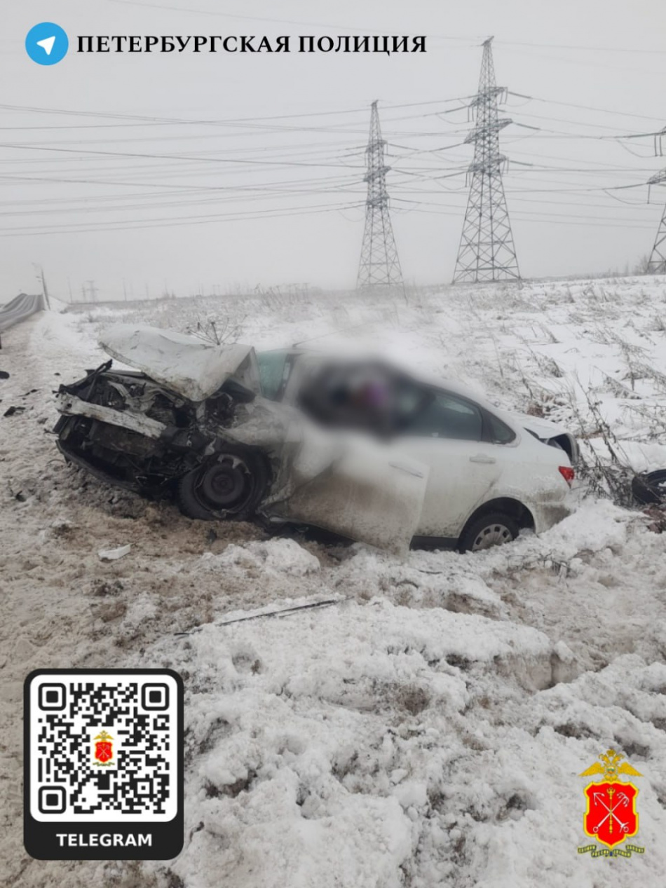 На Ям-Ижорском шоссе произошло лобовое ДТП с двумя погибшими