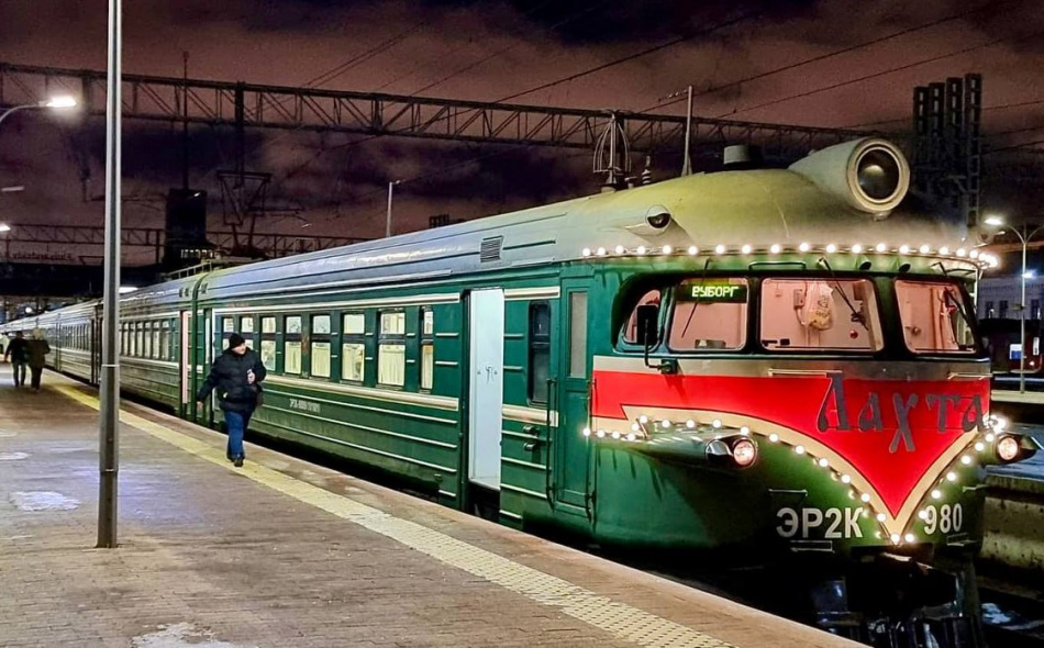 Ретропоезд "Лахта" будет ходить из Петербурга в Выборг с 30 декабря