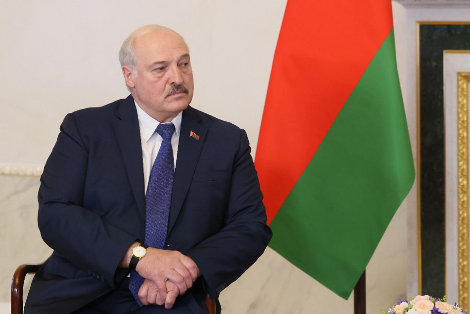Лукашенко прибыл в Петербург 