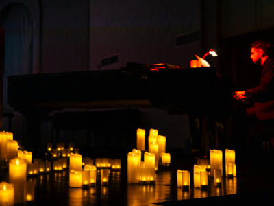 Фото Рождественский концерт Шедевры рока при свечах