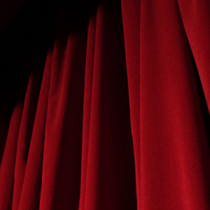 Спектакль "Баба Шанель"