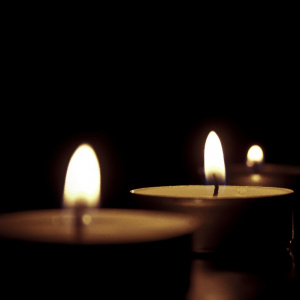 Зажжение факелов на Ростральных колоннах ко дню освобождения от Блокады 2024