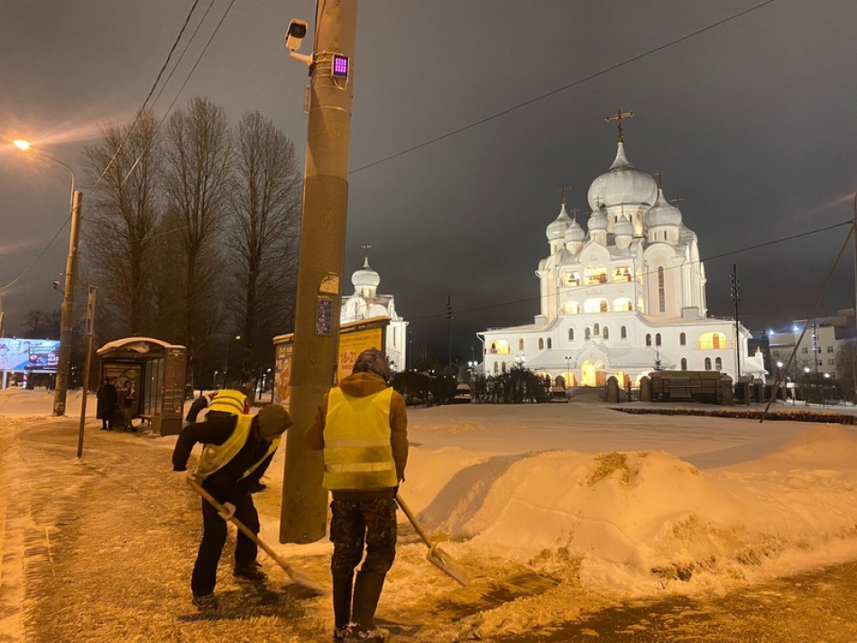 31 тыс. кубометров снега отправили на утилизацию за минувшие сутки в Петербурге