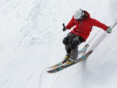Фото Турнир по прыжкам на лыжах с трамплина среди ветеранов