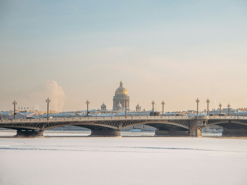 В Петербурге за последние годы отремонтировали 35 фонтанов – Беглов
