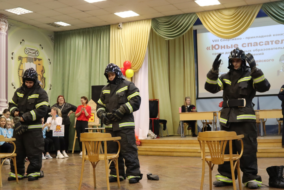 Не детские забавы: дошкольники Петербурга выяснили, кто из них лучший спасатель