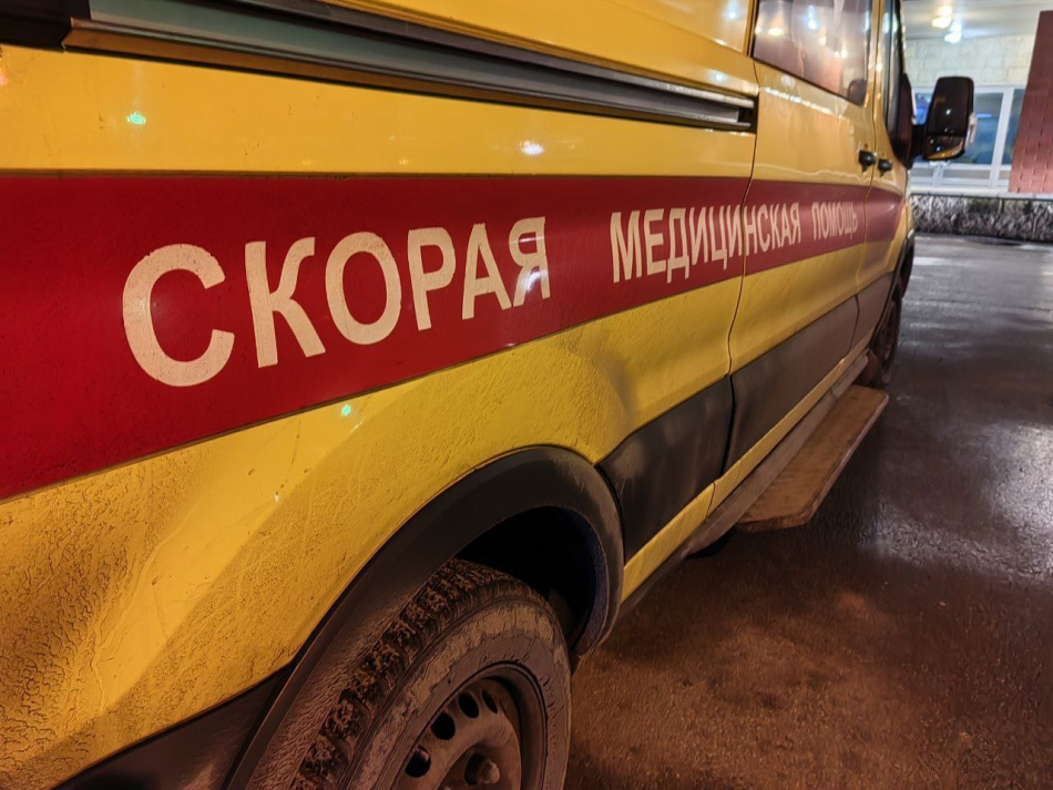 Рабочий упал во время реконструкции аэродрома в Пушкине и впал в кому 