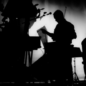 Концерт Atomic Cellos "Мировые рок-хиты на виолончелях" в клубе Douglas