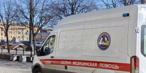 В Московском районе иномарка сбила школьницу на электросамокате 