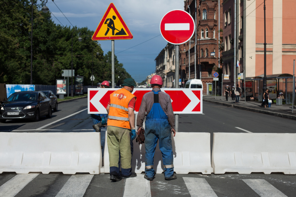 В Шушарах закрыли мост возле совхоза Детскосельский