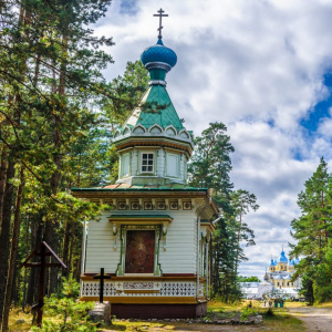 Экскурсия "Места силы Карелии. Остров Коневец"