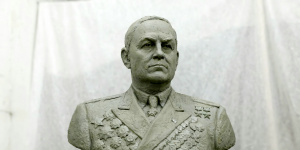 Памятник маршалу Матвею Захарову появится в Парке Победы