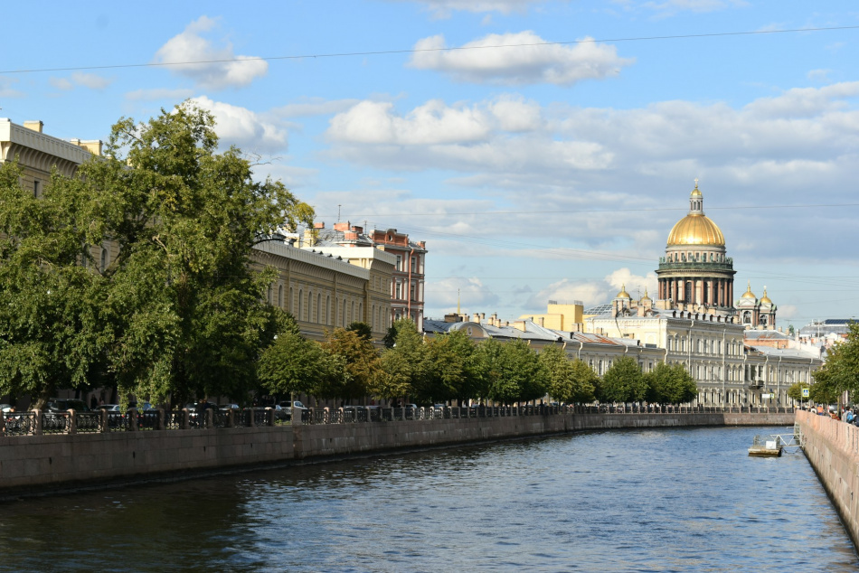 В Петербурге 17 мая будет солнечно и тепло 