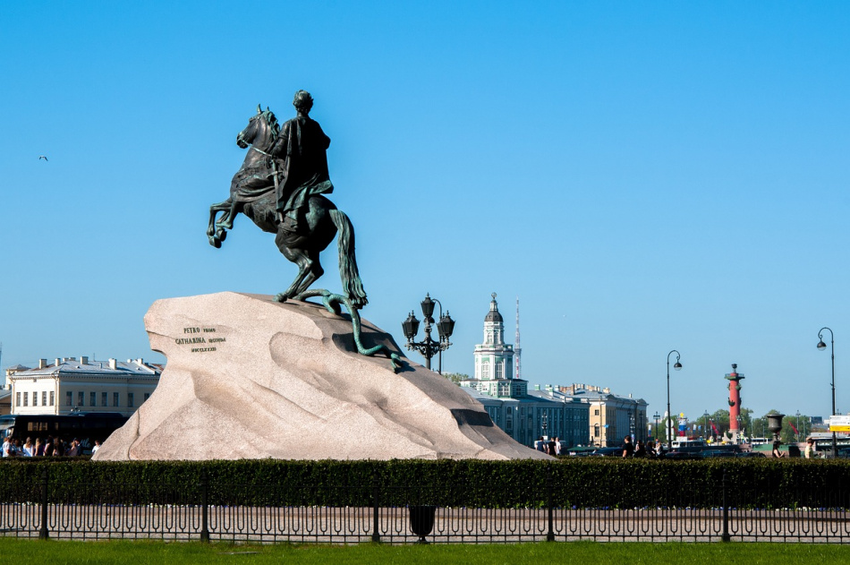 Больше 100 рублей: в Петербурге обозначили сумму туристического налога