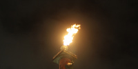 Ростральных колонны зажгут в честь праздника «Алых парусов»