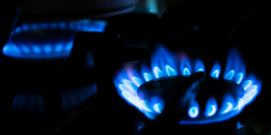 В Петербурге с 1 июля вырастут тарифы на электричество и газ 