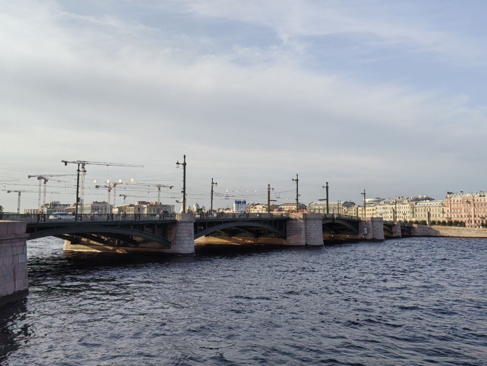 Среда в Петербурге будет сухой и тёплой