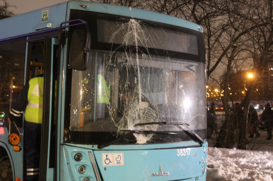 В Петербурге раскрыли личность водителя автобуса, попавшего в ДТП на Восстания