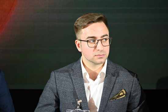 На фото Кирилл Королев, менеджер архитектурных проектов СЗФО Larta Glass. Фото Алексей Орлов/Baltphoto.