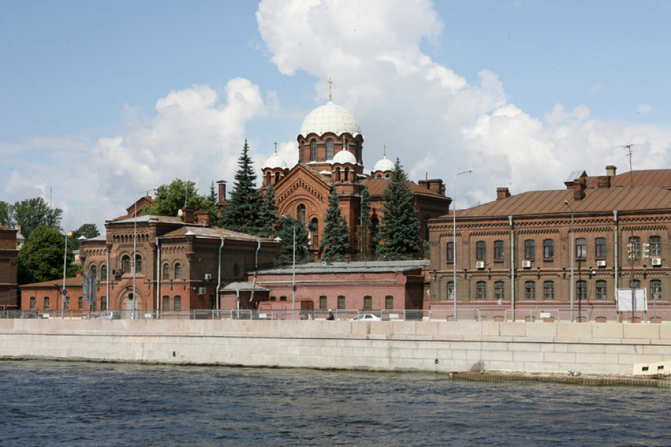 Петербургские "Кресты" продадут на аукционе за миллиард рублей