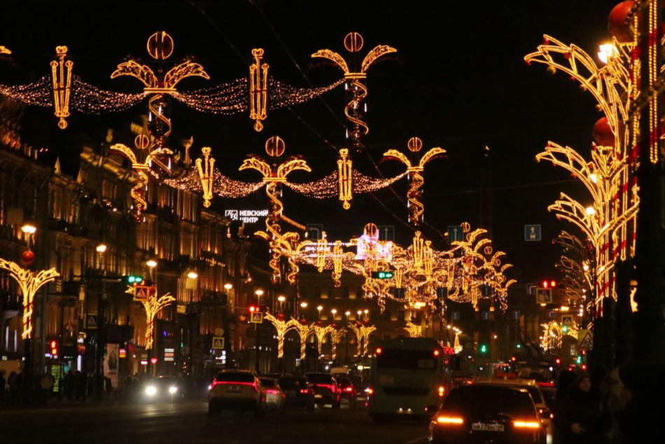 Стало известно, как петербуржцы могут на новогодних праздниках получить двойную зарплату 