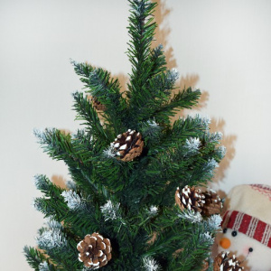 Аукцион современного искусства "Холсты и ёлки"