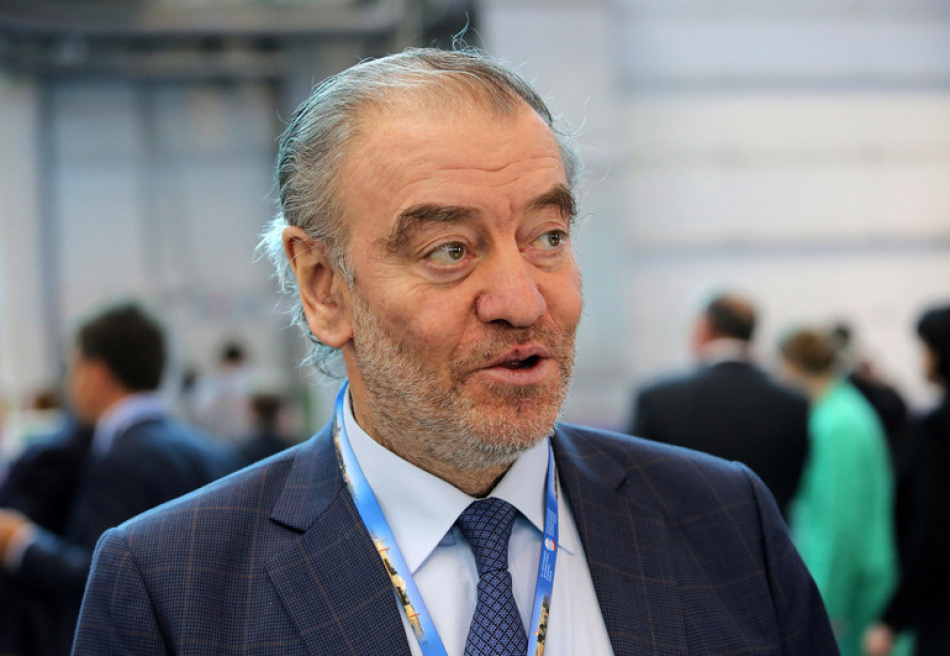 Главе Мариинского театра вручили премию "Золотой граммофон"