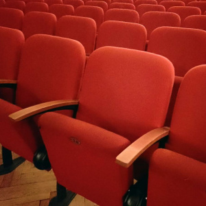 Спектакль "Ёлка для зайчонка"