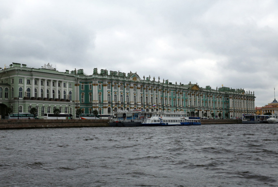 В Петербурге впервые запустят зимние прогулочные рейсы по Неве 